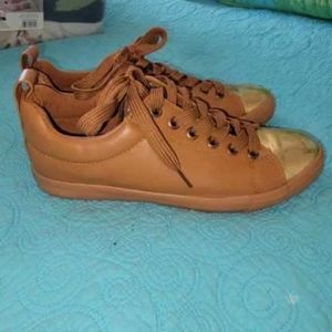 Ladies faux leather metal tip lace-up fashion sneakers (Twisted)